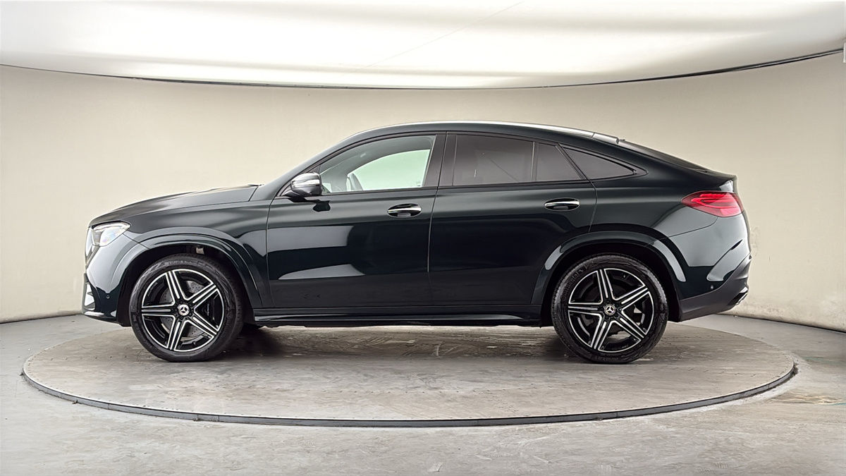 More views of Mercedes-Benz GLE