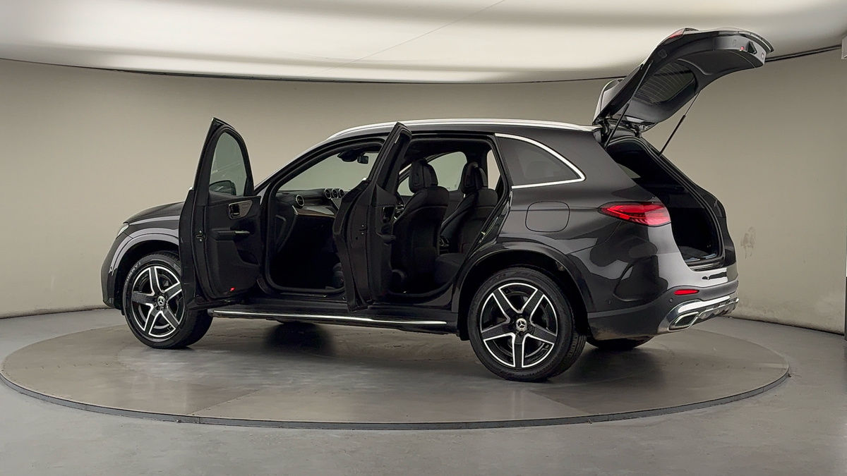 More views of Mercedes-Benz GLC