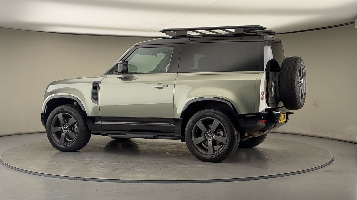 More views of Land Rover Defender 90