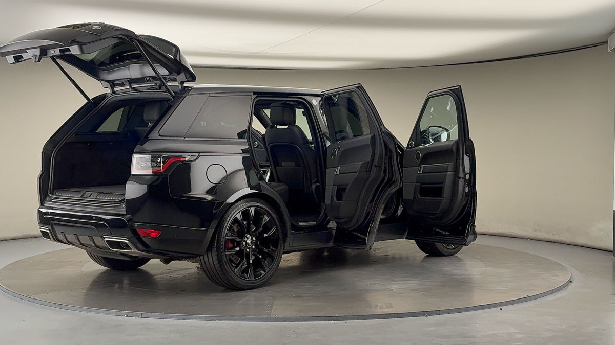More views of Land Rover Range Rover Sport