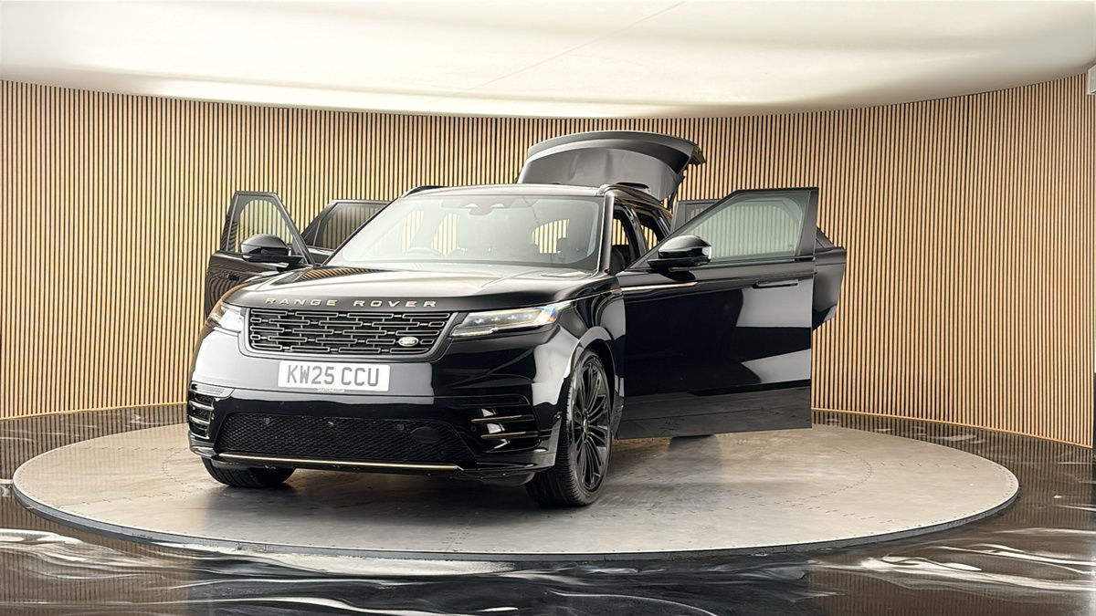 More views of Land Rover Range Rover Velar