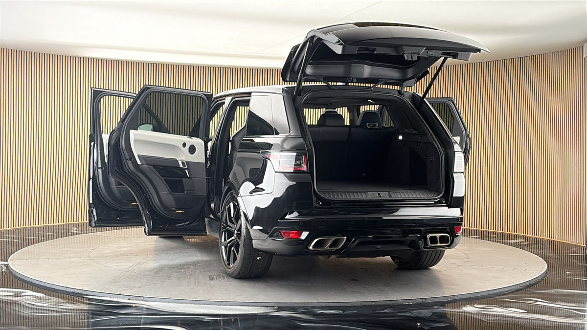 More views of Land Rover Range Rover Sport