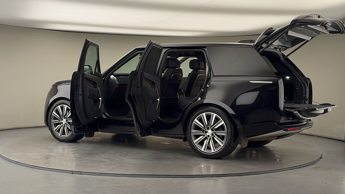 More views of Land Rover Range Rover