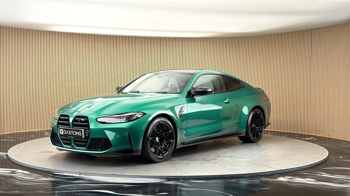 BMW M4 Image 20