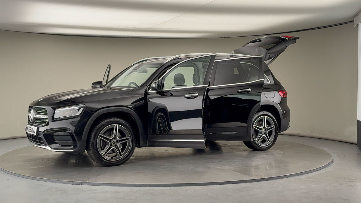 More views of Mercedes-Benz GLB