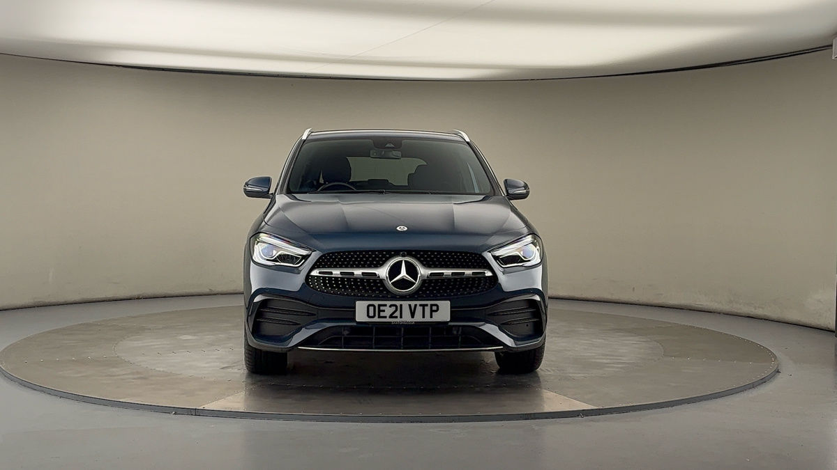 More views of Mercedes-Benz GLA
