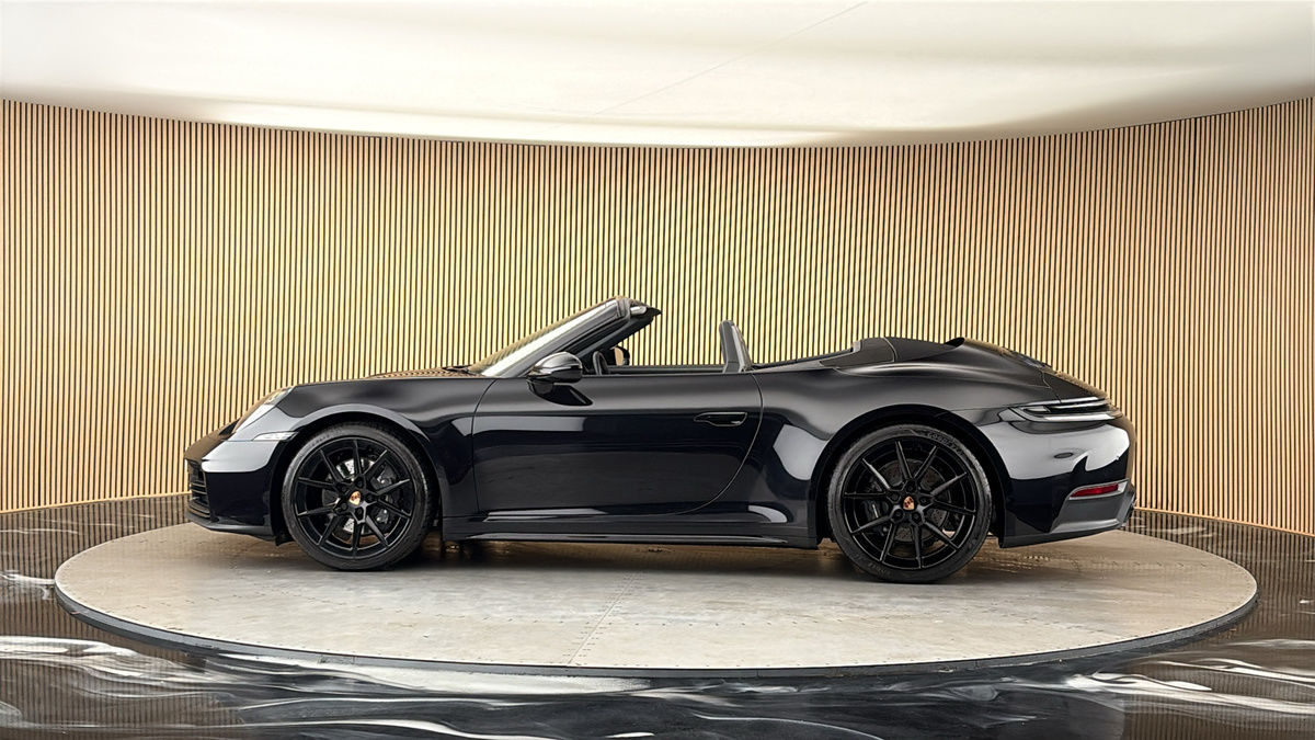 More views of Porsche 911