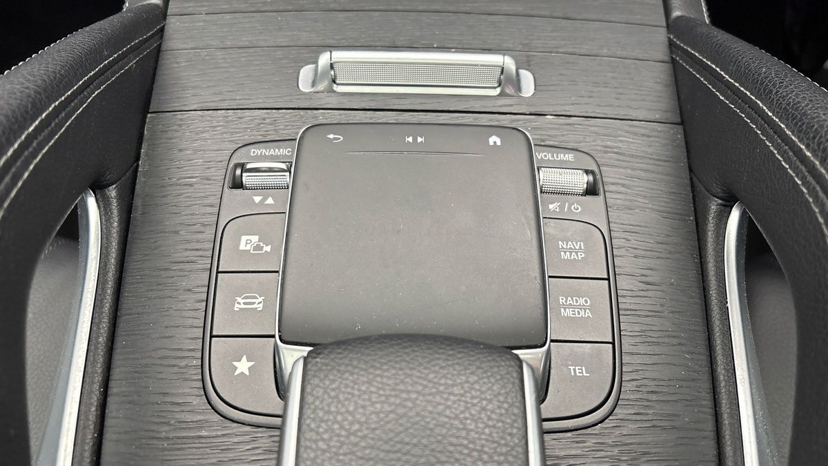 Mercedes-Benz GLE Image 31