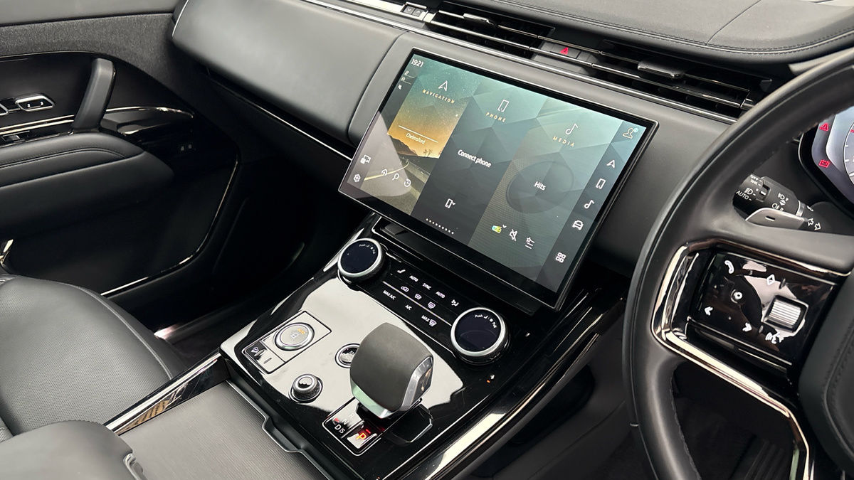 Land Rover Range Rover Sport Urban Image 18