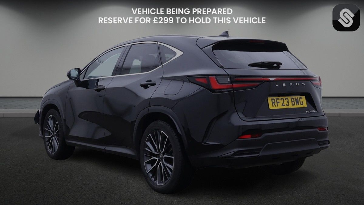 Lexus NX Image 3