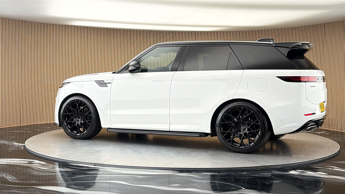 More views of Land Rover Range Rover Sport