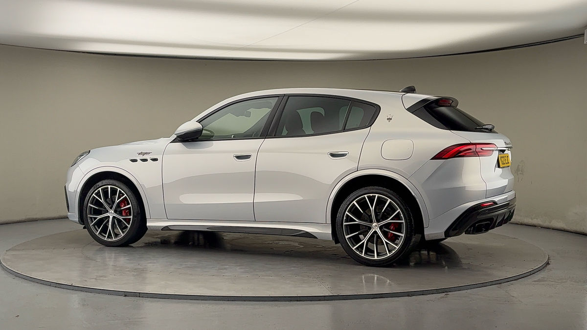 More views of Maserati Grecale