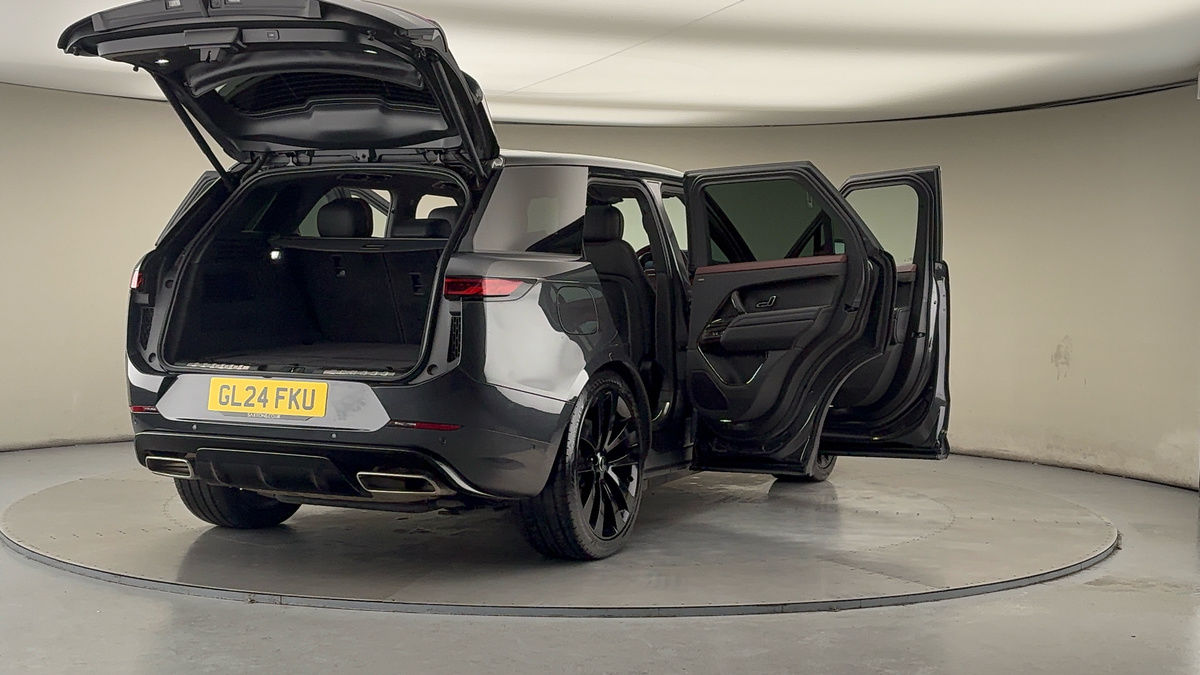 More views of Land Rover Range Rover Sport