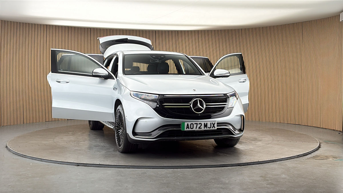 More views of Mercedes-Benz EQC