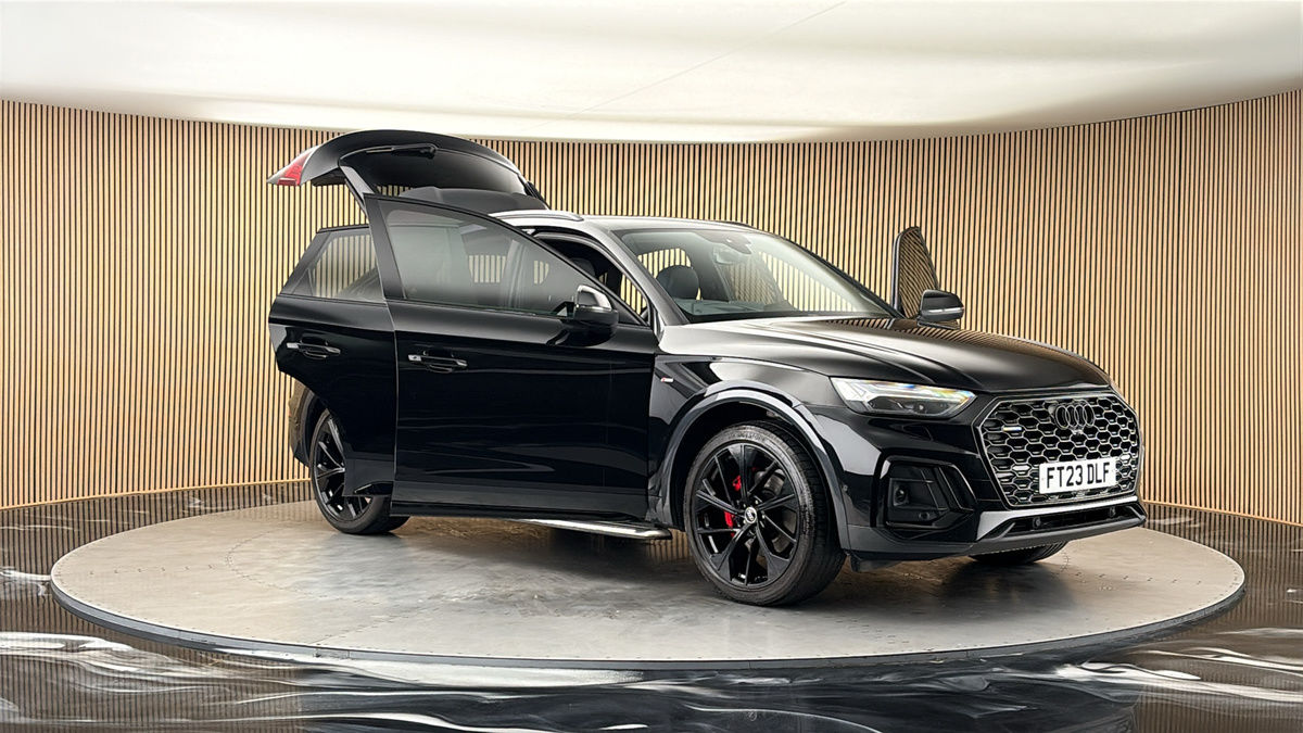 More views of Audi Q5