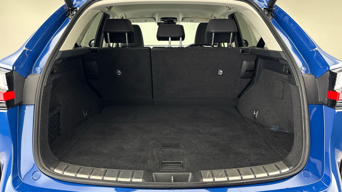 Lexus NX Image 11