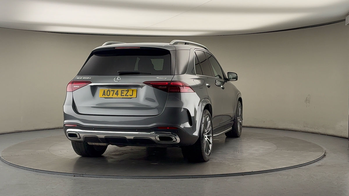 More views of Mercedes-Benz GLE