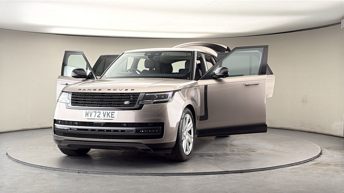 More views of Land Rover Range Rover