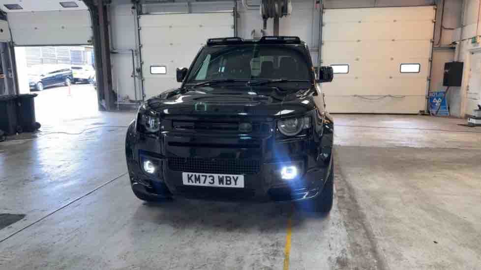 More views of Land Rover Defender 110