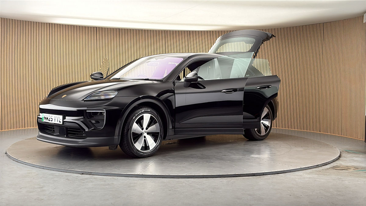 Porsche Macan Image 23
