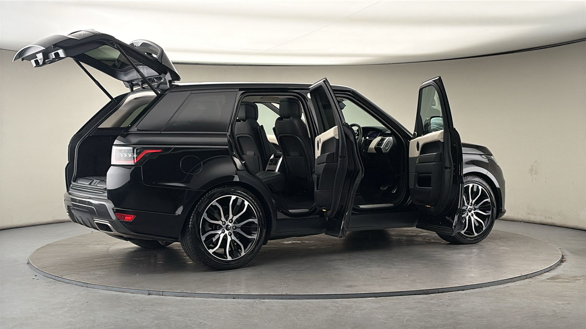 More views of Land Rover Range Rover Sport