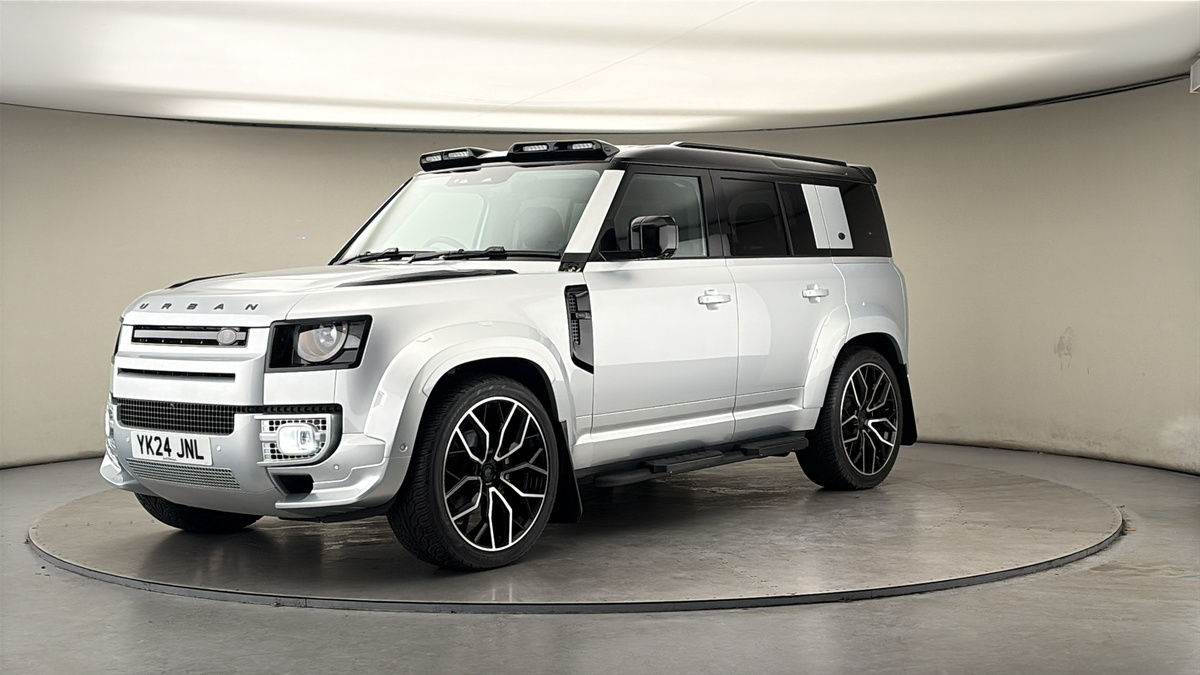 Land Rover Defender 110 Urban Image 20