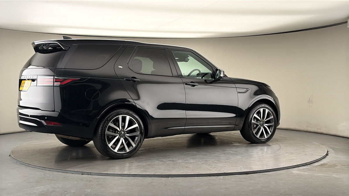 More views of Land Rover Discovery