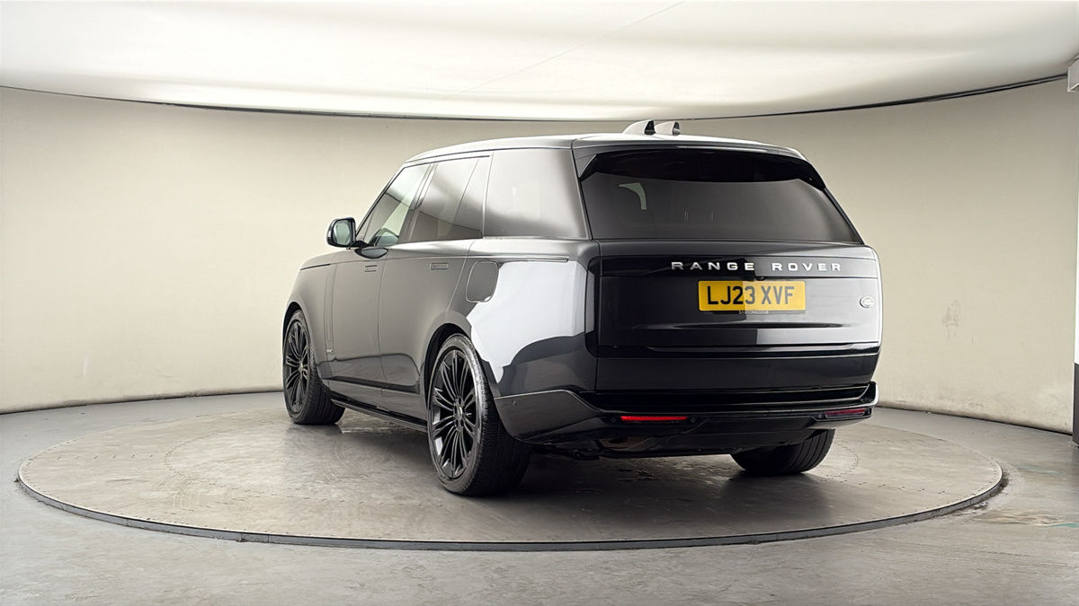 More views of Land Rover Range Rover