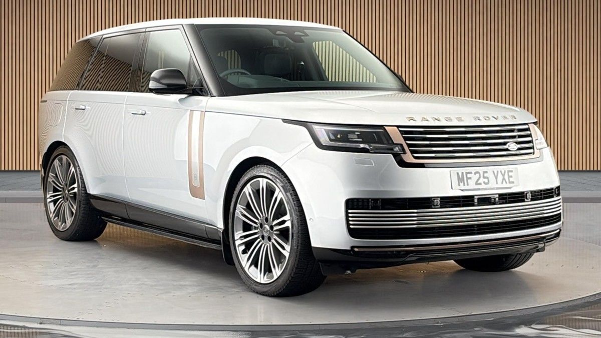 Land Rover Range Rover Sticky Header Image