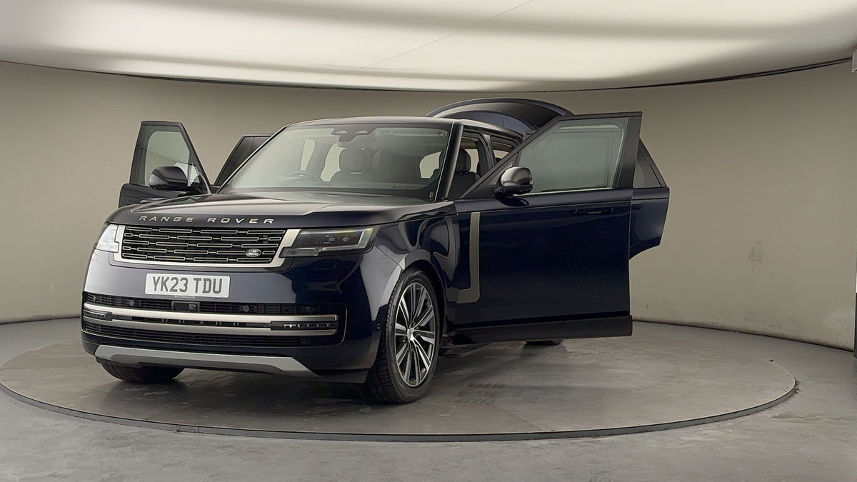 More views of Land Rover Range Rover