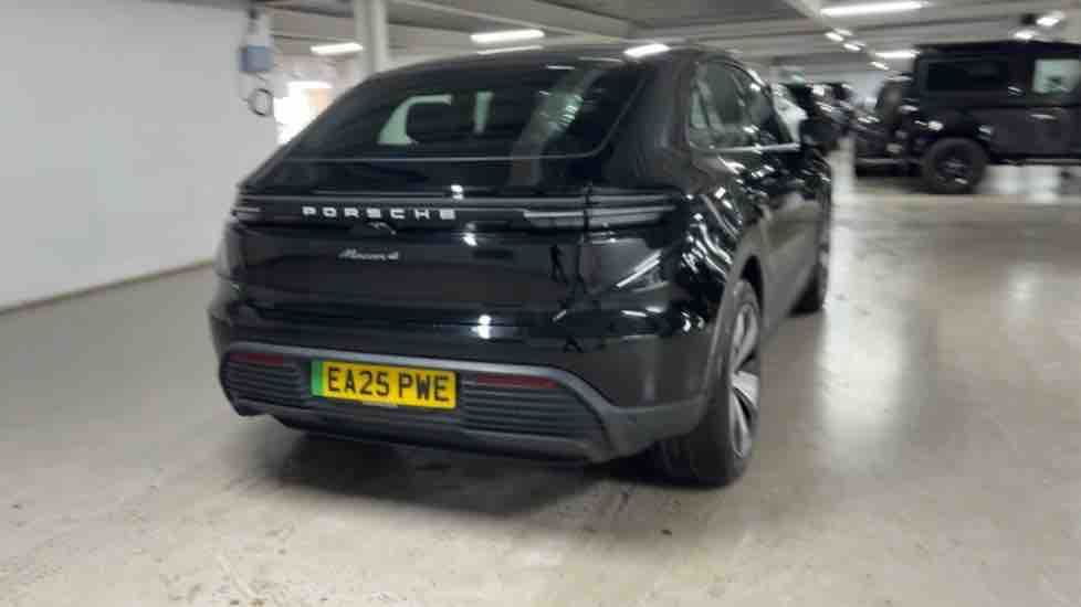 More views of Porsche Macan