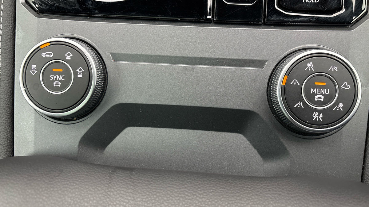 Volkswagen Touareg Image 29