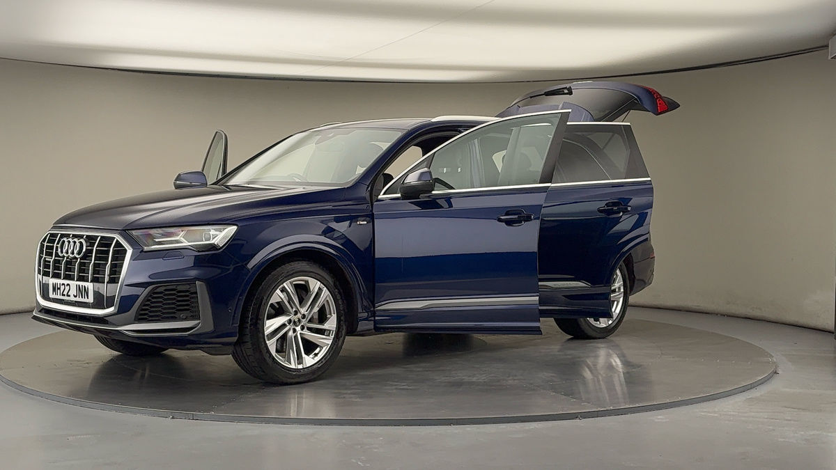 Audi Q7 Image 22