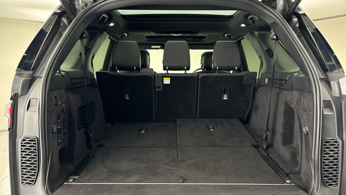 Land Rover Discovery Image 11