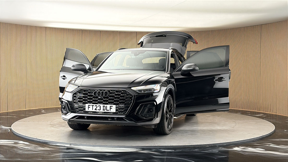 More views of Audi Q5