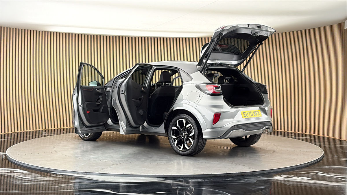 More views of Ford Puma