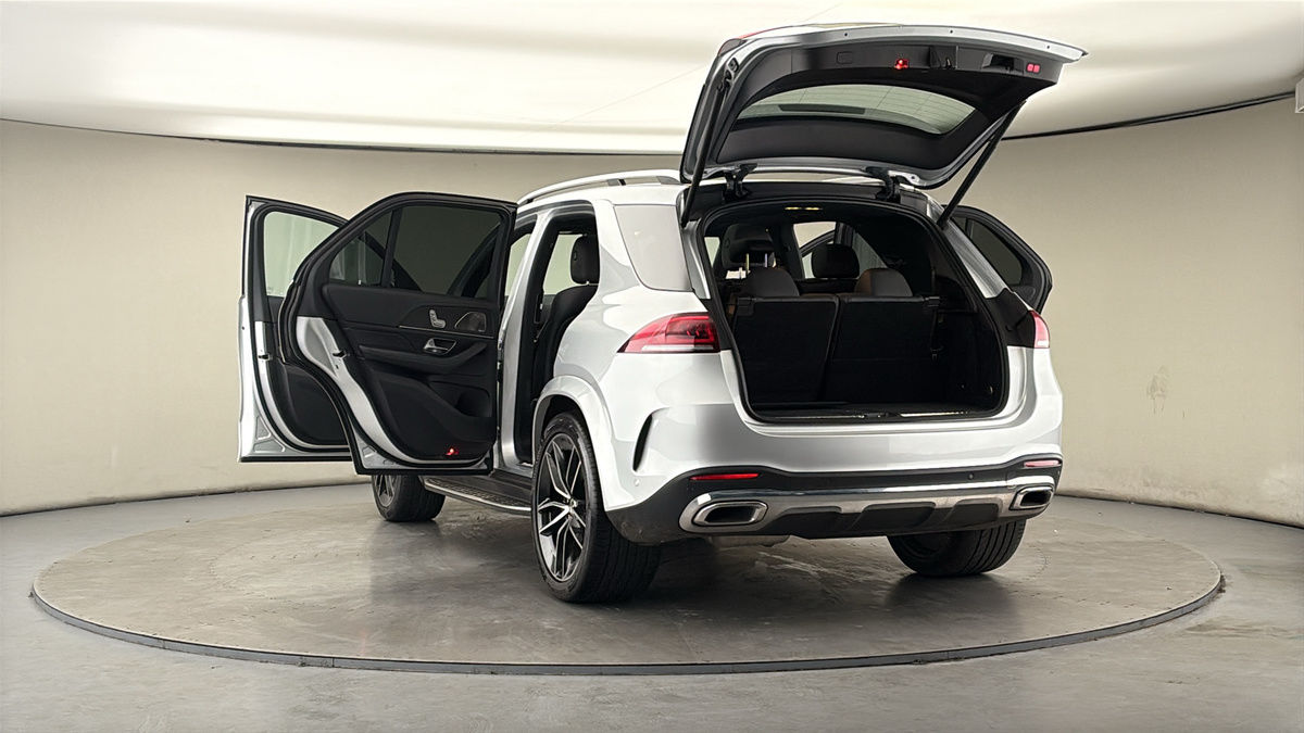 More views of Mercedes-Benz GLE