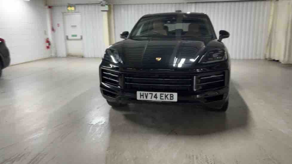 More views of Porsche Cayenne