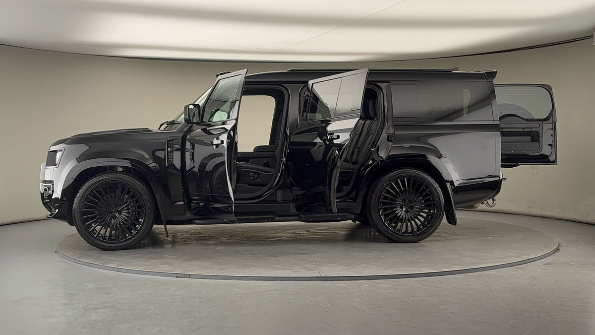 More views of Land Rover Defender 130