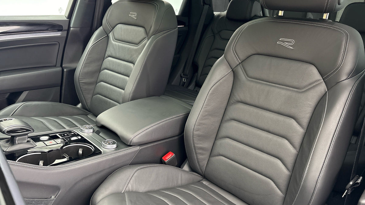 Volkswagen Touareg Image 7
