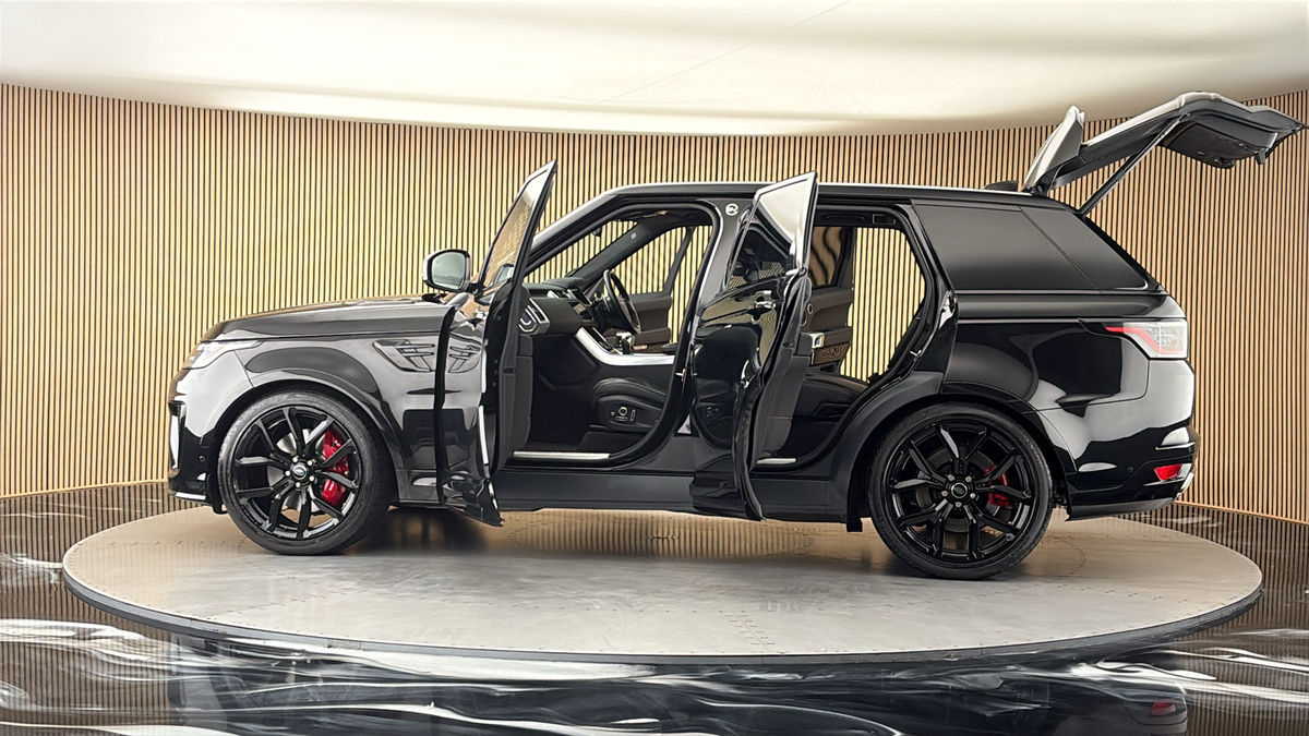 More views of Land Rover Range Rover Sport