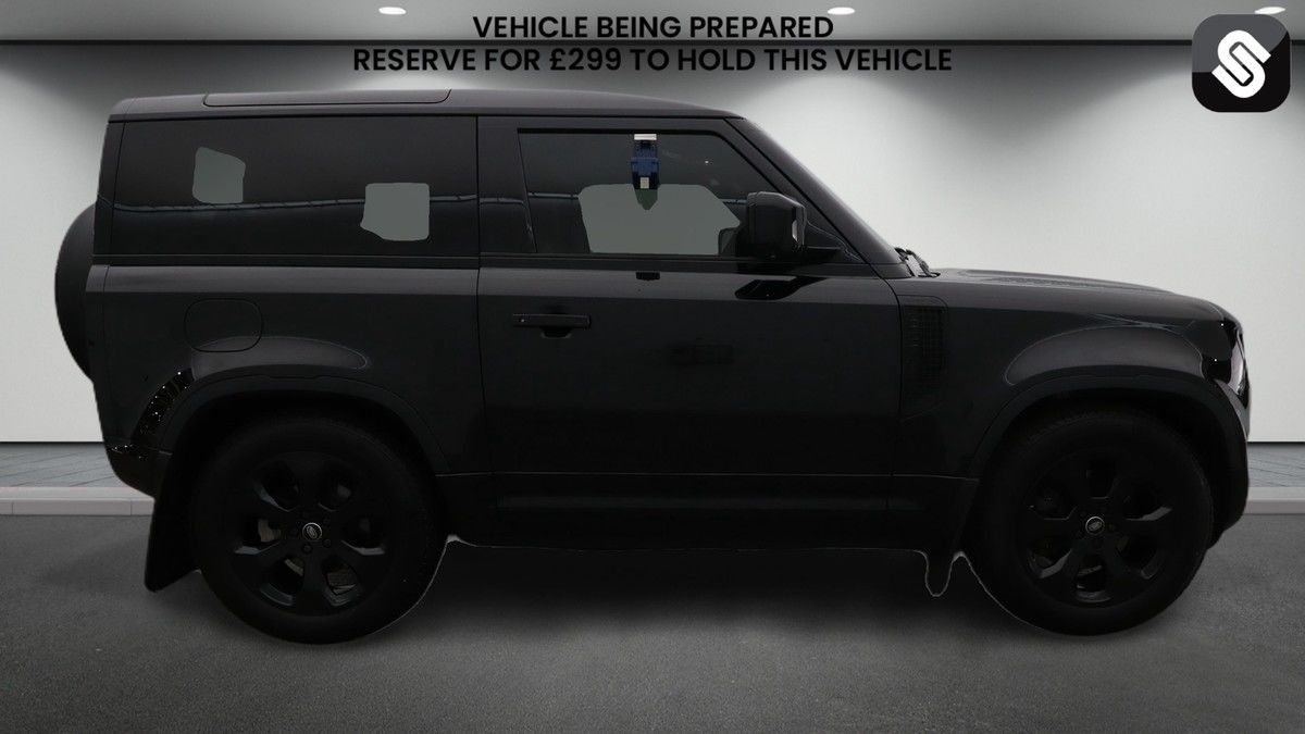 Land Rover Defender 90 Image 5