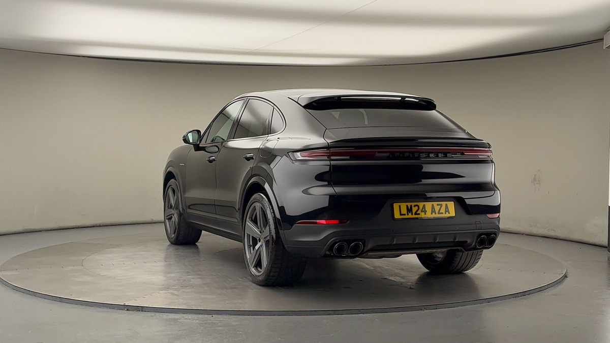 More views of Porsche Cayenne