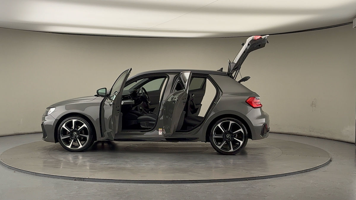 More views of Audi A1