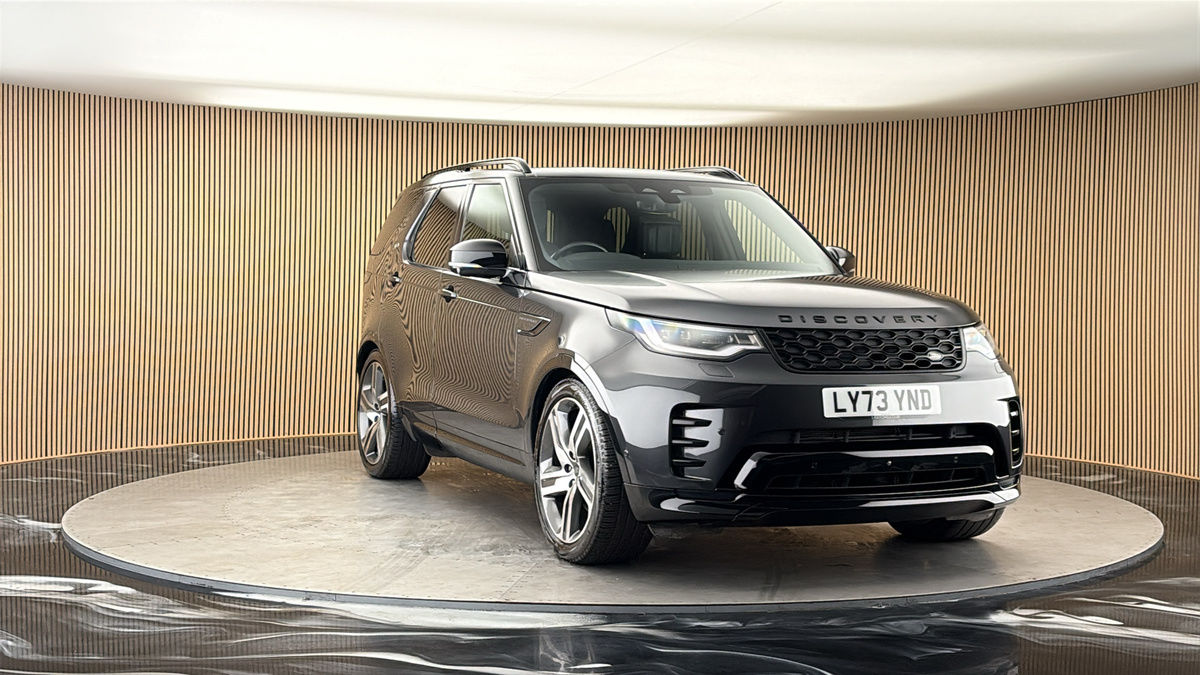 More views of Land Rover Discovery