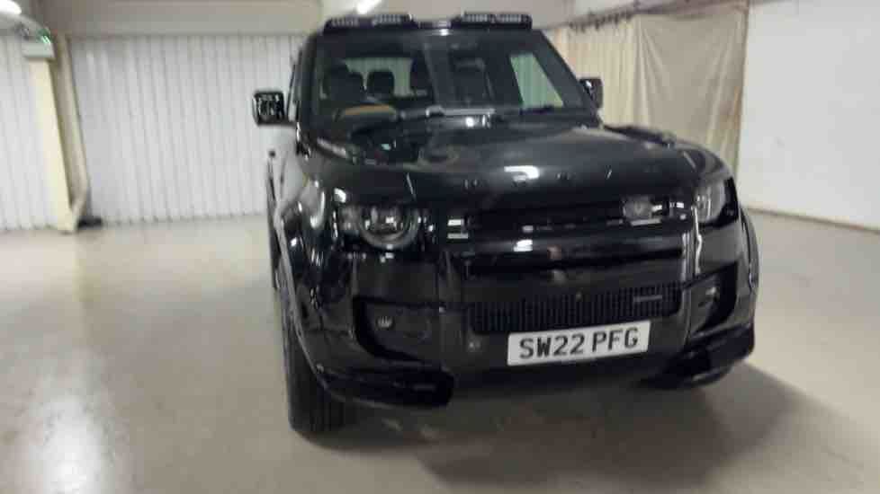 More views of Land Rover Defender 90
