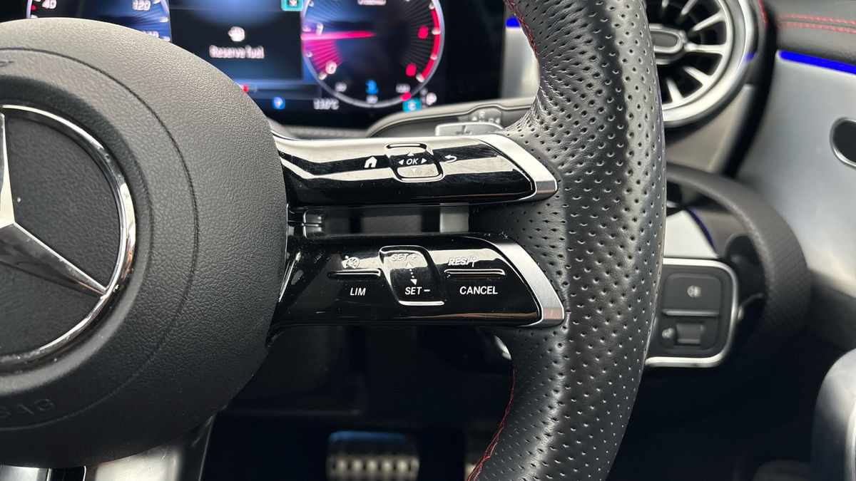 Mercedes-Benz CLA Image 14