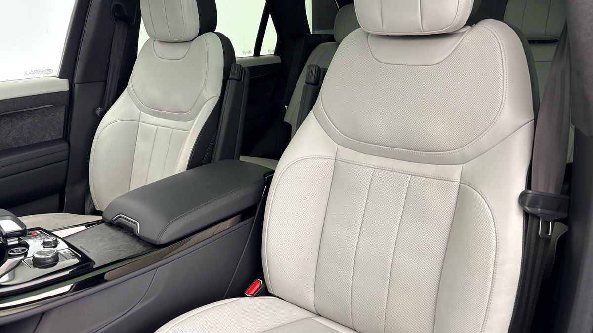 Land Rover Range Rover Sport Image 7