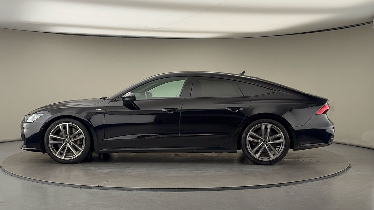 More views of Audi A7