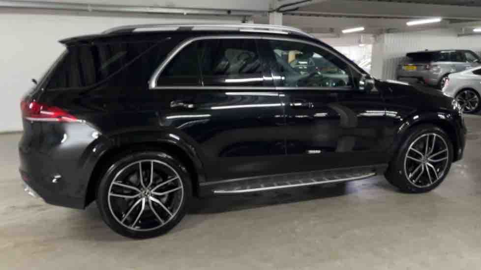 More views of Mercedes-Benz GLE